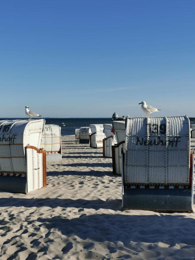 Wohnung Sonnenschein Inkl Strandkorb Vom 01 05-01 10 Grömitz Eksteriør bilde